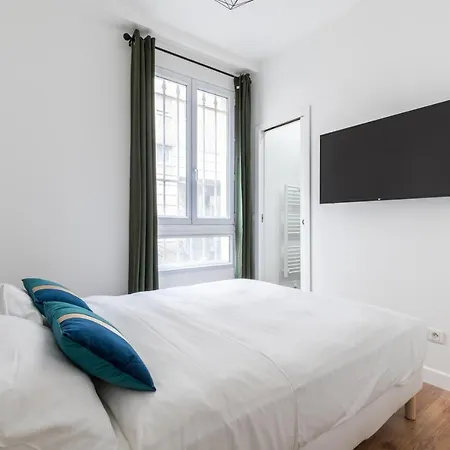 Home Suite Home Roses 2Br